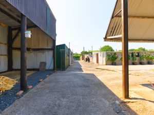 Photo 36- click for photo gallery